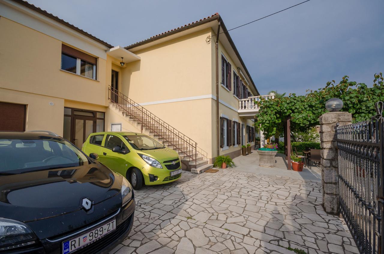 Apartment Aleksandra Rijeka Eksteriør billede