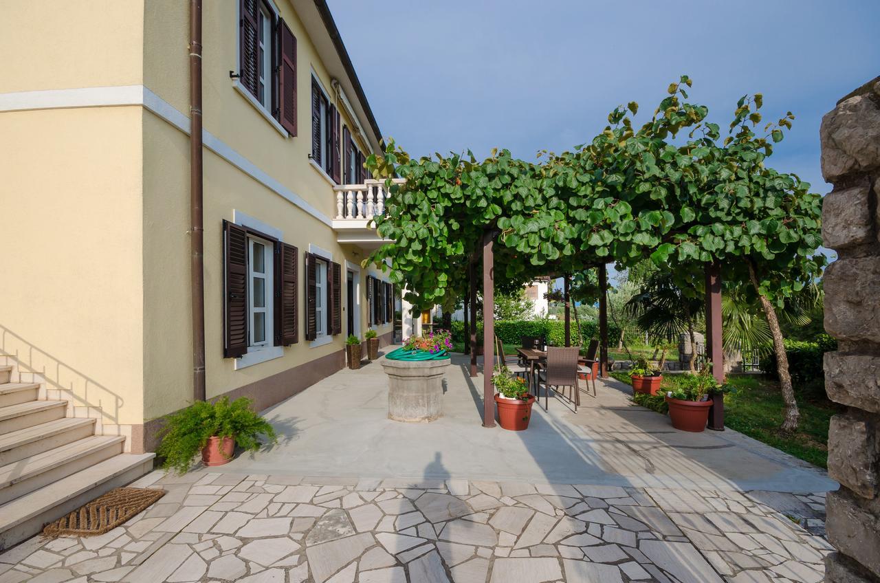 Apartment Aleksandra Rijeka Eksteriør billede