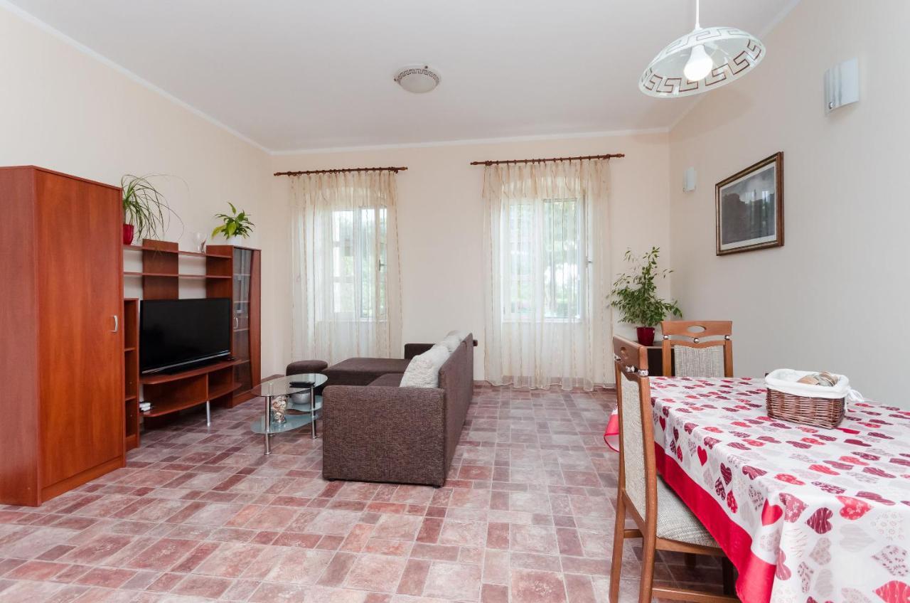 Apartment Aleksandra Rijeka Eksteriør billede