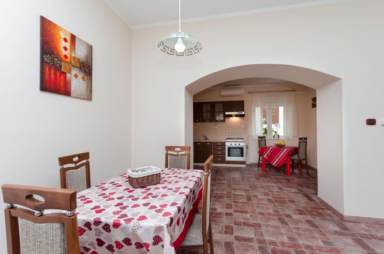 Apartment Aleksandra Rijeka Eksteriør billede