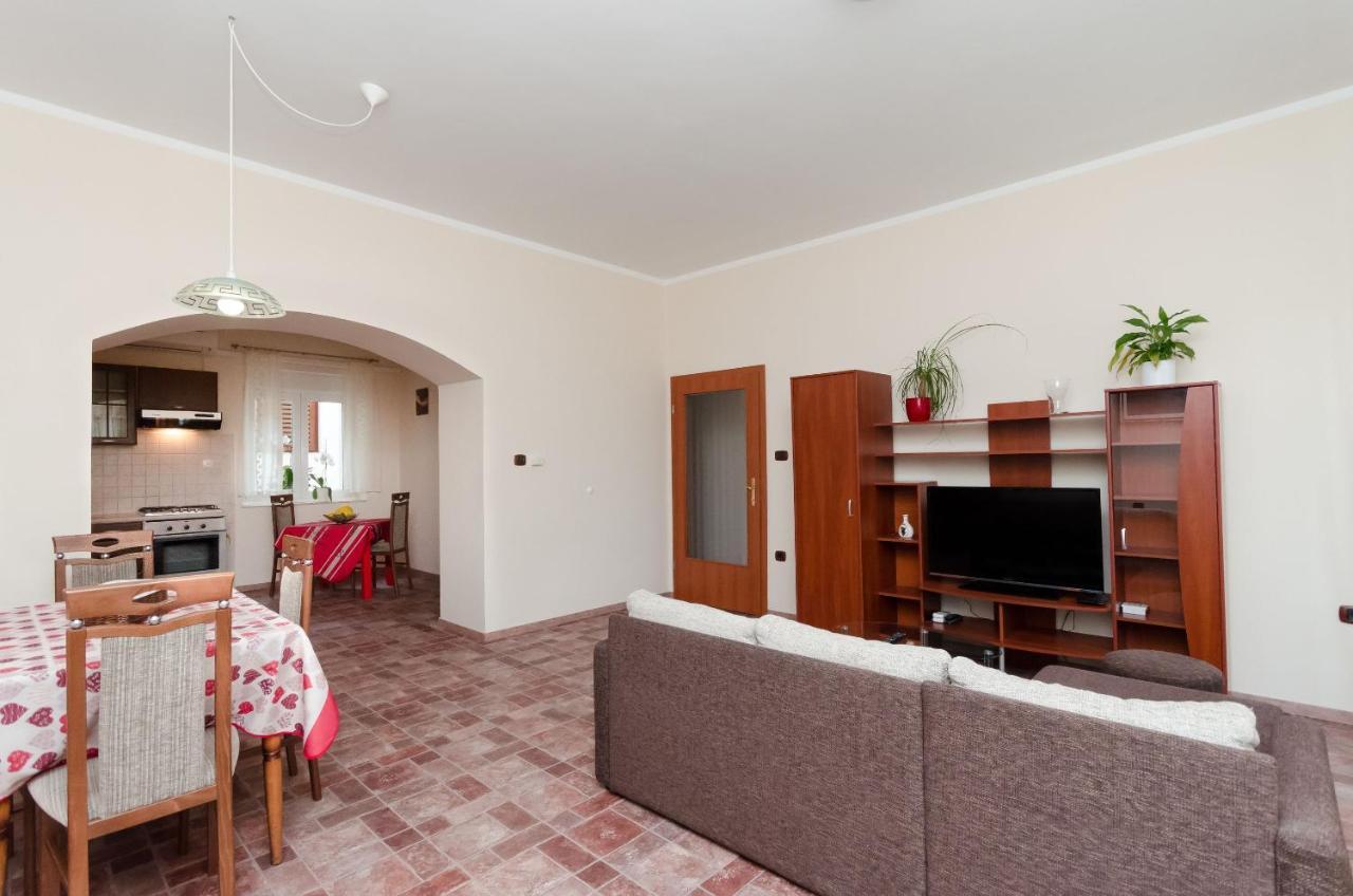 Apartment Aleksandra Rijeka Eksteriør billede