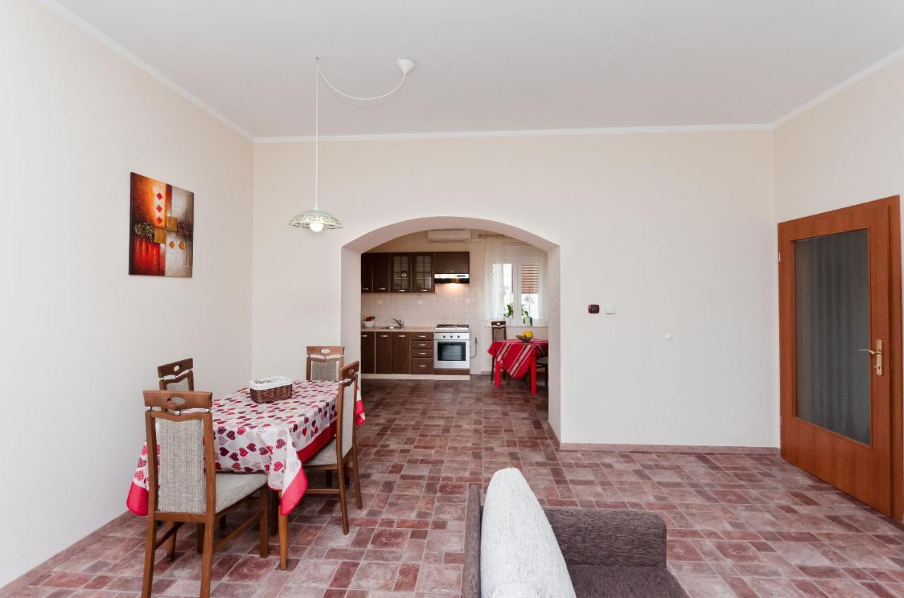 Apartment Aleksandra Rijeka Eksteriør billede