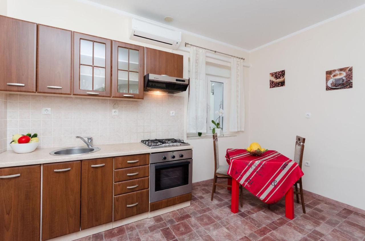 Apartment Aleksandra Rijeka Eksteriør billede